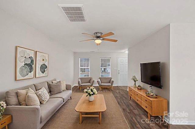 3016 Christian Scott Lane, Charlotte, NC 28214