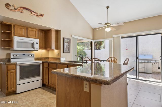 10091 E SAN SALVADOR Drive, Scottsdale, AZ 85258