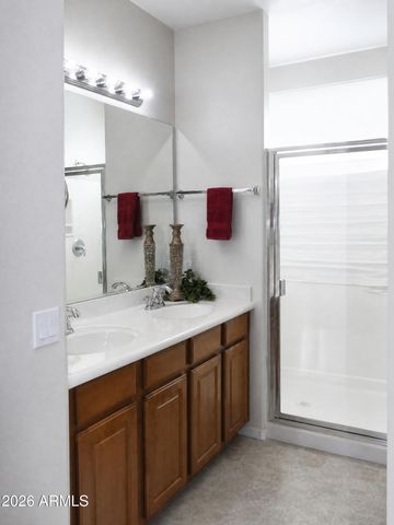 3670 E Warbler Road, Gilbert, AZ 85297