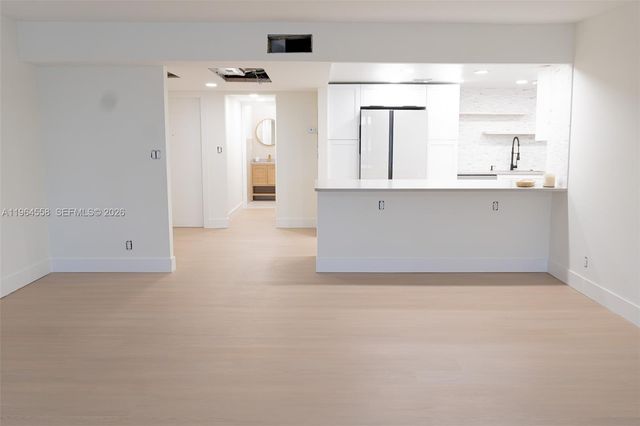 3051 N Course Dr 107, Pompano Beach, FL 33069