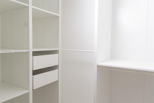 3051 N Course Dr 107, Pompano Beach, FL 33069