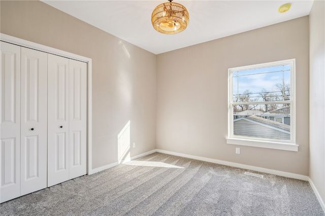 1110 Longview Drive, Marion, IA 52302