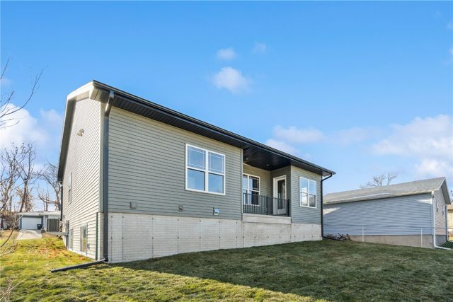1110 Longview Drive, Marion, IA 52302