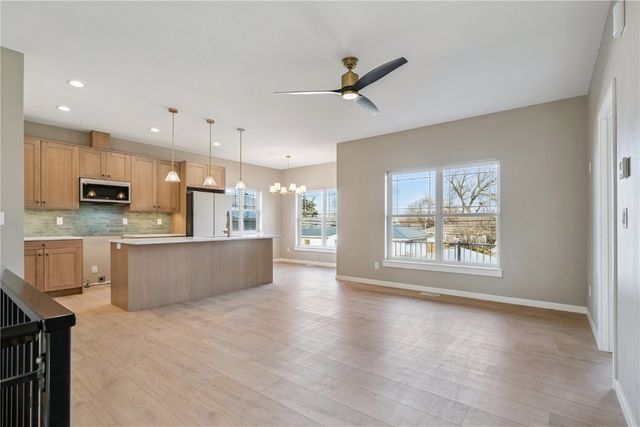 1110 Longview Drive, Marion, IA 52302