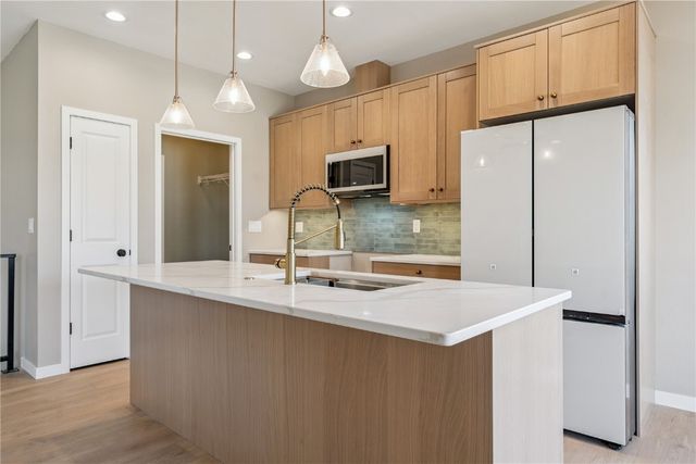 1110 Longview Drive, Marion, IA 52302