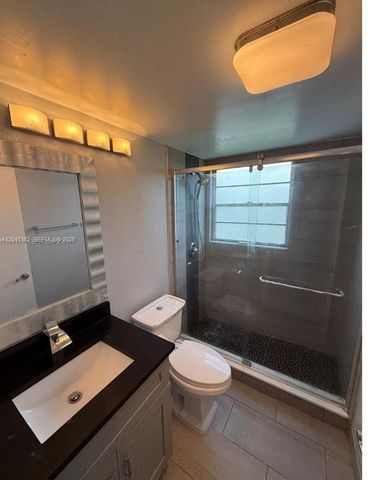 165 Fanshaw D 165, Boca Raton, FL 33434