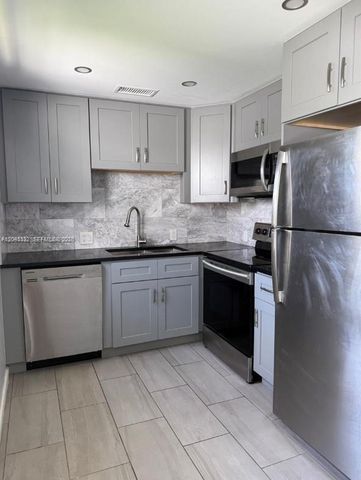 165 Fanshaw D 165, Boca Raton, FL 33434