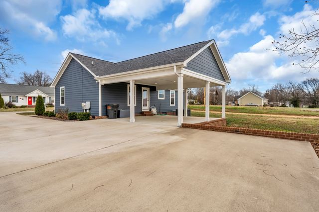 103 Lincoln St, Ethridge, TN 38456