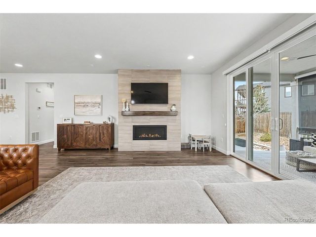 26402 E Moraine Pl, Aurora, CO 80016