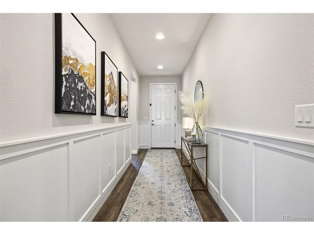 26402 E Moraine Pl, Aurora, CO 80016