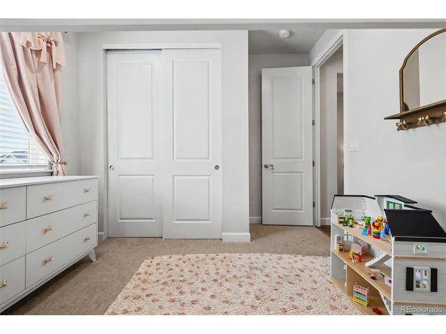 26402 E Moraine Pl, Aurora, CO 80016