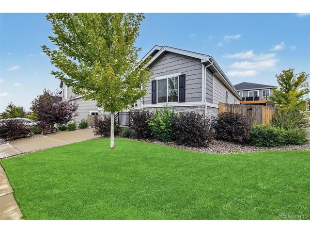 26402 E Moraine Pl, Aurora, CO 80016