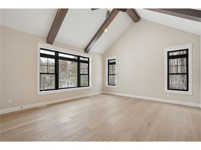 1198 60th St, Hudson, WI 54016