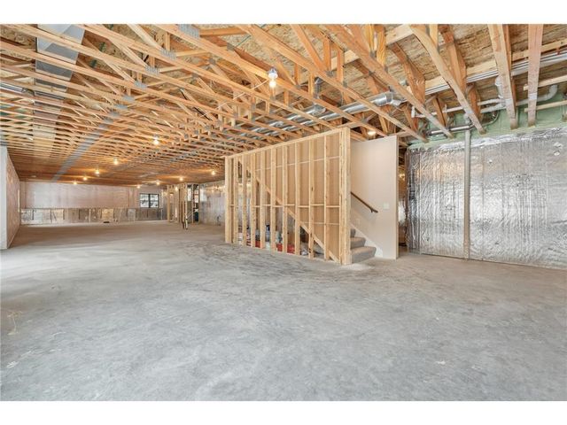 1198 60th St, Hudson, WI 54016