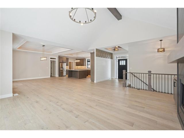 1198 60th St, Hudson, WI 54016