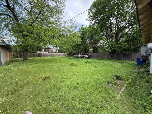 2014 Berwick Avenue, Dallas, TX 75203