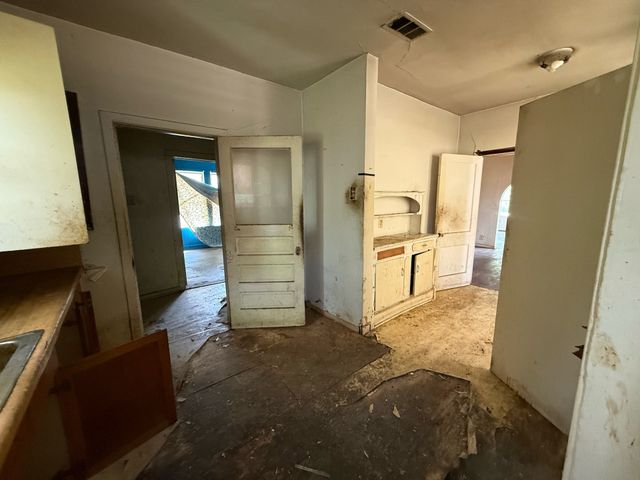 2014 Berwick Avenue, Dallas, TX 75203