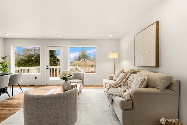 22057 SE 269th Place, Maple Valley, WA 98038