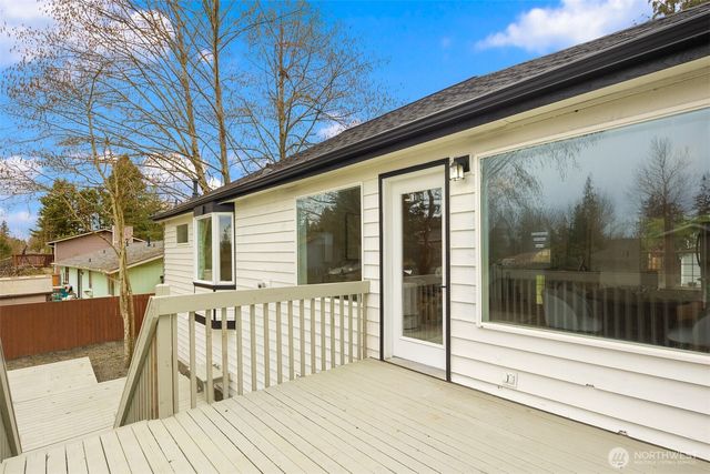 22057 SE 269th Place, Maple Valley, WA 98038