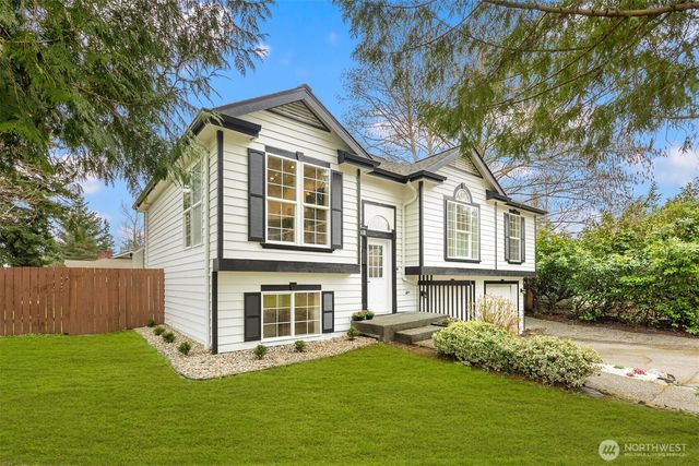 22057 SE 269th Place, Maple Valley, WA 98038