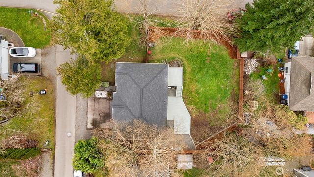 22057 SE 269th Place, Maple Valley, WA 98038