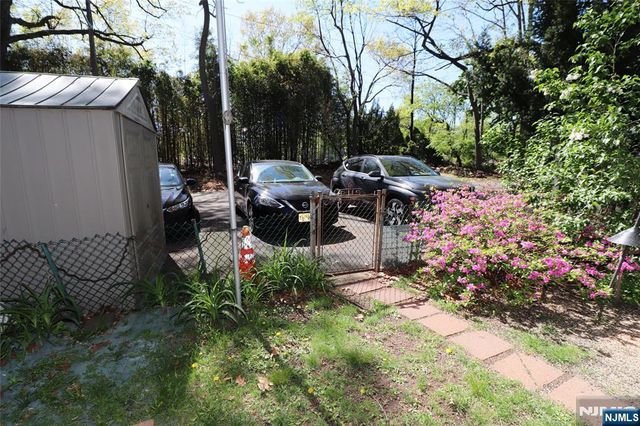 348 Plaza Road, Fair Lawn, NJ 07410