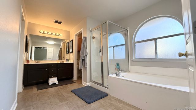 9402 Anderson, Converse, TX 78109