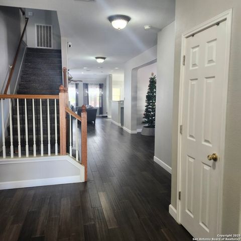 9402 Anderson, Converse, TX 78109