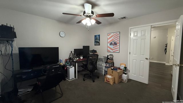 9402 Anderson, Converse, TX 78109