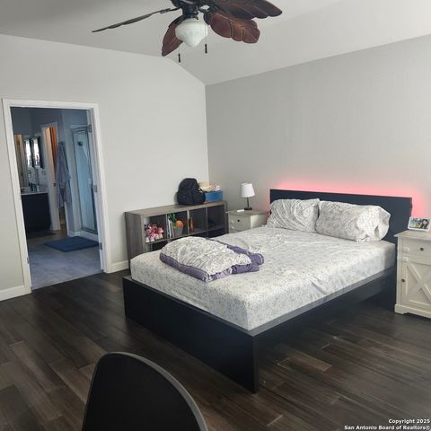 9402 Anderson, Converse, TX 78109