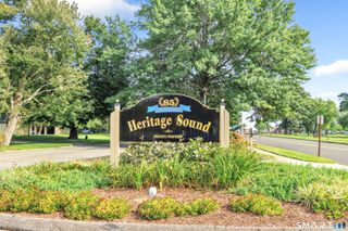 85 Viscount Drive 8B, Milford, CT 06460