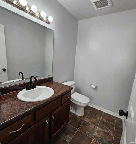 4529 Castle Rock Drive, New Haven, IN 46774