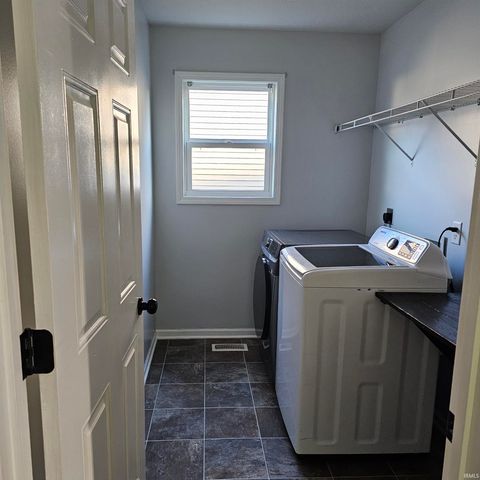 4529 Castle Rock Drive, New Haven, IN 46774