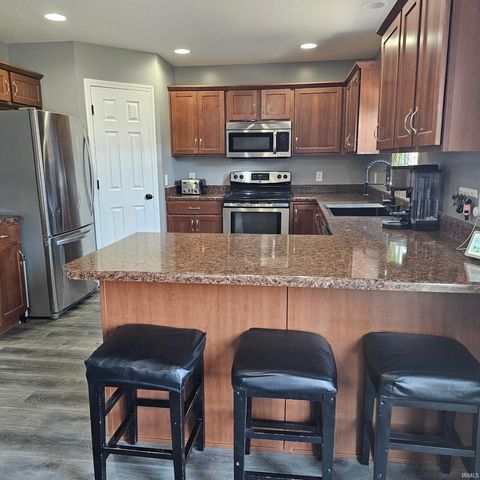 4529 Castle Rock Drive, New Haven, IN 46774