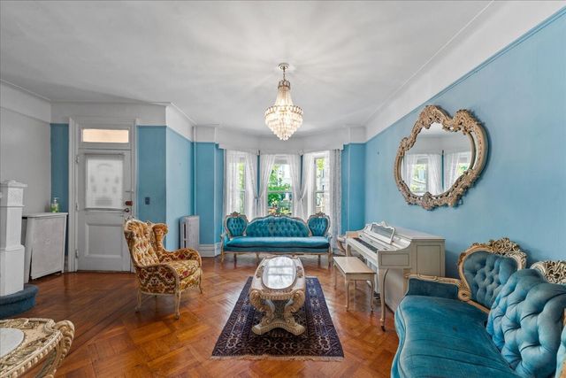 1233 UNION Street, New York City, NY 11225