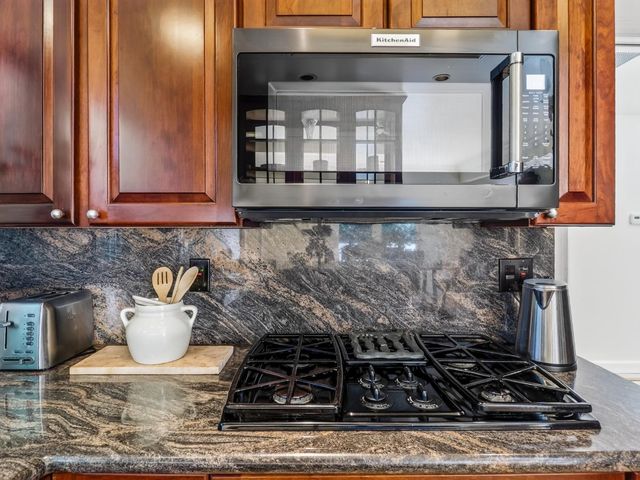 128 Capistrano Place, Los Gatos, CA 95032