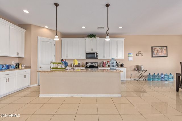 36843 W INDIAN SCHOOL Road, Tonopah, AZ 85354