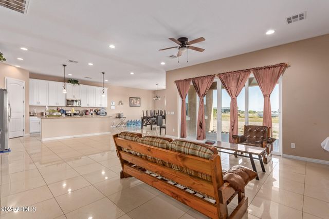 36843 W INDIAN SCHOOL Road, Tonopah, AZ 85354