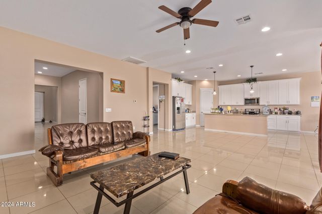 36843 W INDIAN SCHOOL Road, Tonopah, AZ 85354