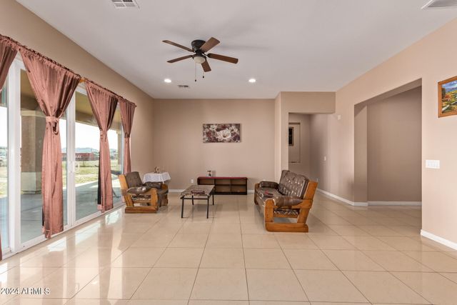 36843 W INDIAN SCHOOL Road, Tonopah, AZ 85354