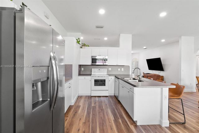 2630 Dunwoodie Pl, Homestead, FL 33035