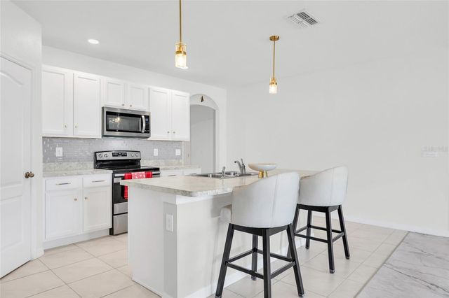 163 AUBURN GROVE BOULEVARD, Auburndale, FL 33823