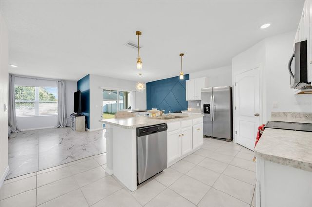 163 AUBURN GROVE BOULEVARD, Auburndale, FL 33823