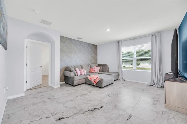 163 AUBURN GROVE BOULEVARD, Auburndale, FL 33823