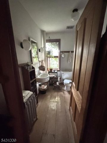 7 Talbot St, Montclair Twp., NJ 07042