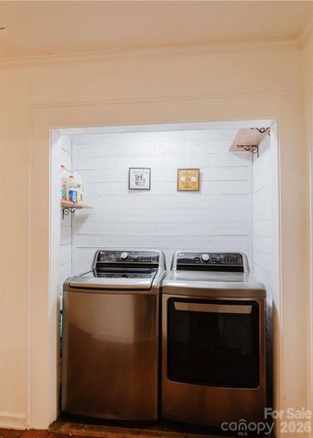 307 E 2nd Street, Oakboro, NC 28129