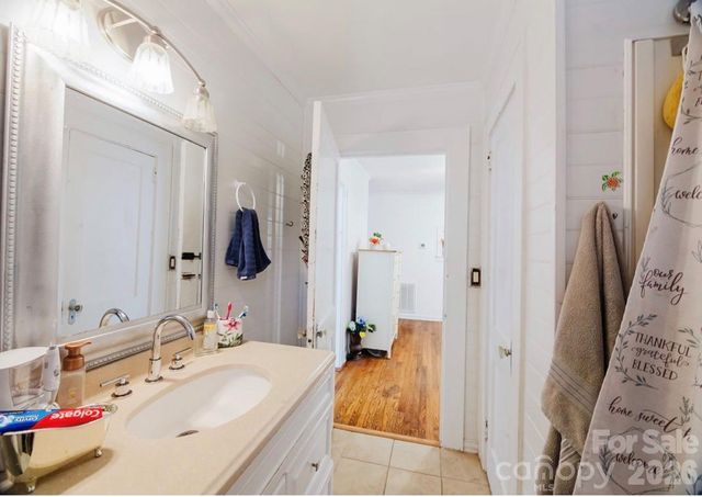 307 E 2nd Street, Oakboro, NC 28129