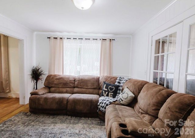 307 E 2nd Street, Oakboro, NC 28129