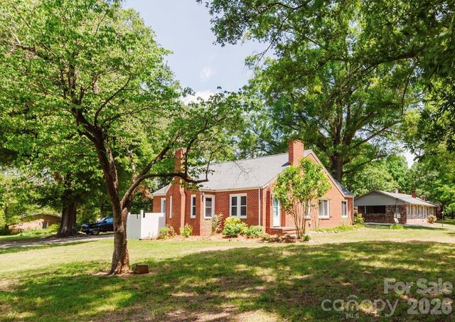 307 E 2nd Street, Oakboro, NC 28129