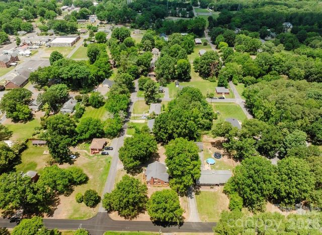 307 E 2nd Street, Oakboro, NC 28129